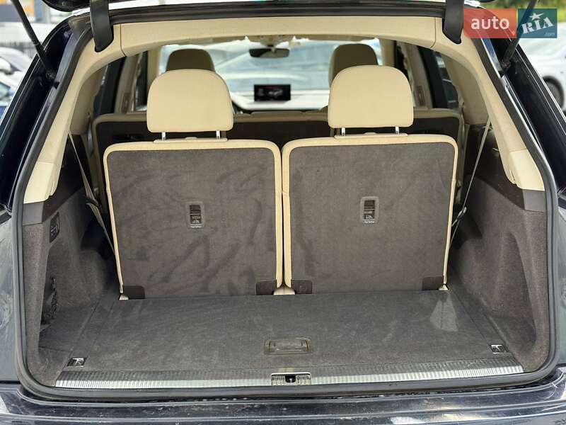Позашляховик / Кросовер Audi Q7 2017 в Луцьку фото 10 Позашляховик / Кросовер Audi Q7 2017 в Луцьку