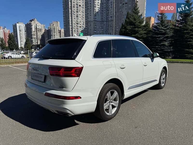 Внедорожник / Кроссовер Audi Q7 2018 в Киеве