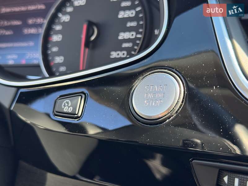 Внедорожник / Кроссовер Audi Q7 2018 в Киеве