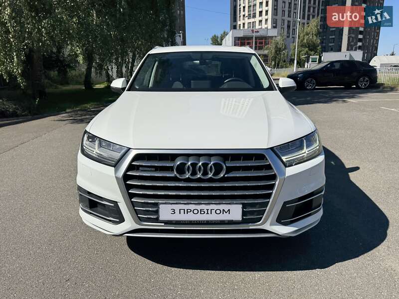 Внедорожник / Кроссовер Audi Q7 2018 в Киеве