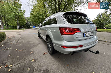 Внедорожник / Кроссовер Audi Q7 2009 в 