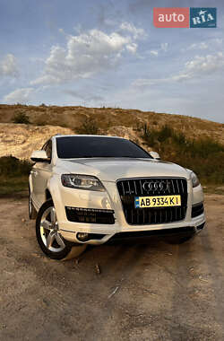 Внедорожник / Кроссовер Audi Q7 2012 в 