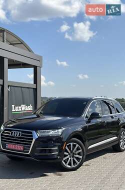 Внедорожник / Кроссовер Audi Q7 2017 в Шумске