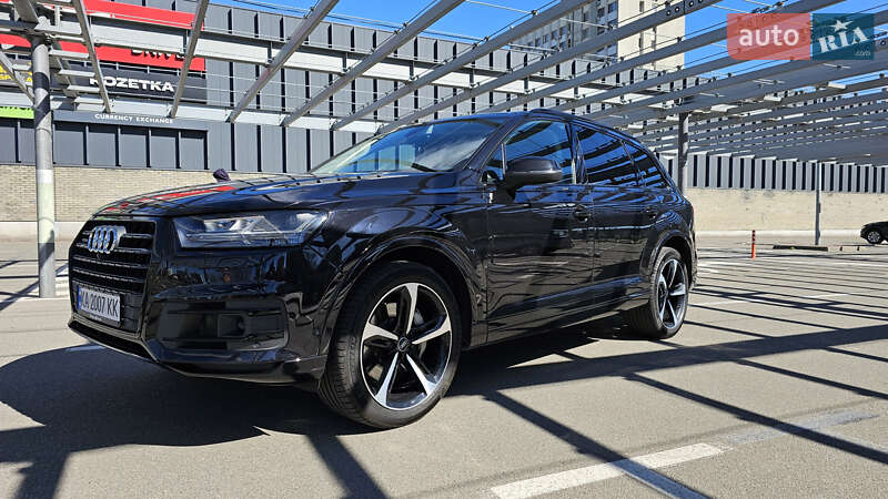 Позашляховик / Кросовер Audi Q7 2018 в Обухові
