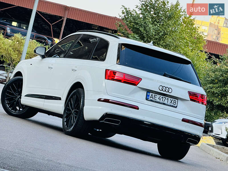 Внедорожник / Кроссовер Audi Q7 2016 в Одессе фото 28 Внедорожник / Кроссовер Audi Q7 2016 в Одессе