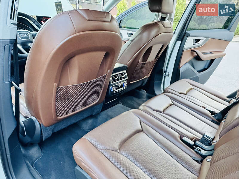Внедорожник / Кроссовер Audi Q7 2016 в Одессе фото 45 Внедорожник / Кроссовер Audi Q7 2016 в Одессе