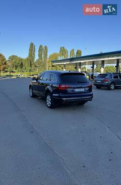 Внедорожник / Кроссовер Audi Q7 2012 в 