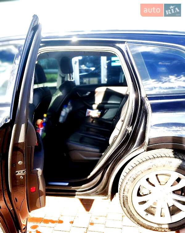 Позашляховик / Кросовер Audi Q7 2016 в Рівному фото 17 Позашляховик / Кросовер Audi Q7 2016 в Рівному