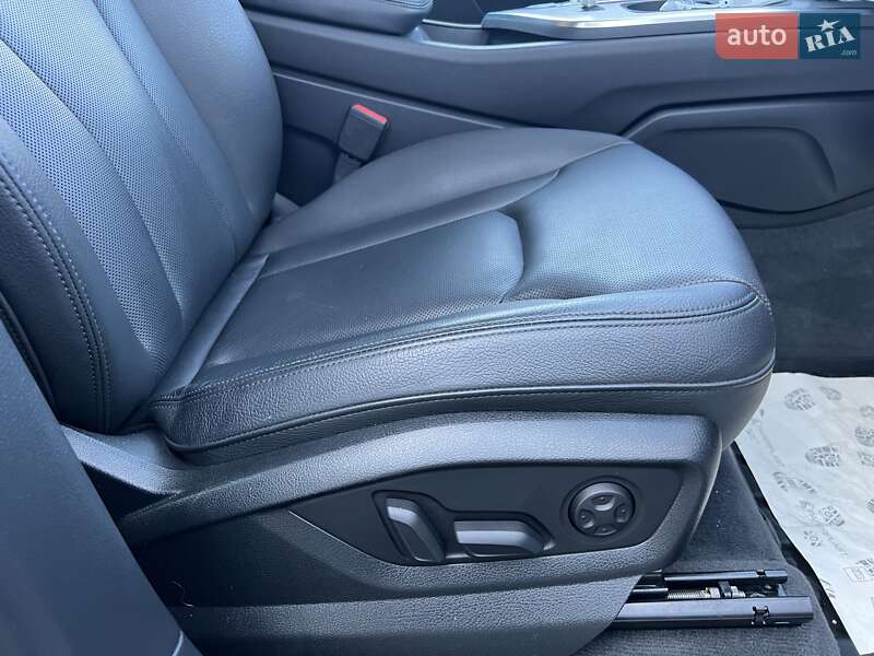 Позашляховик / Кросовер Audi Q7 2018 в Києві фото 25 Позашляховик / Кросовер Audi Q7 2018 в Києві