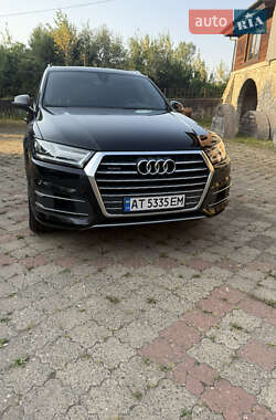 Внедорожник / Кроссовер Audi Q7 2015 в Косове