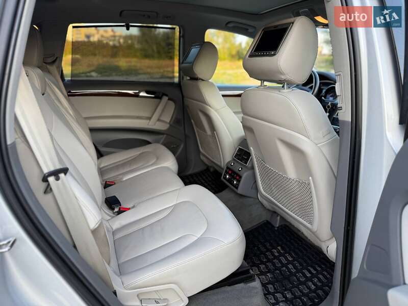 Внедорожник / Кроссовер Audi Q7 2012 в Тернополе