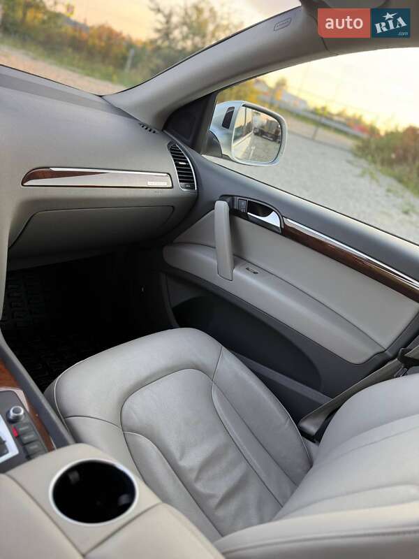 Внедорожник / Кроссовер Audi Q7 2012 в Тернополе
