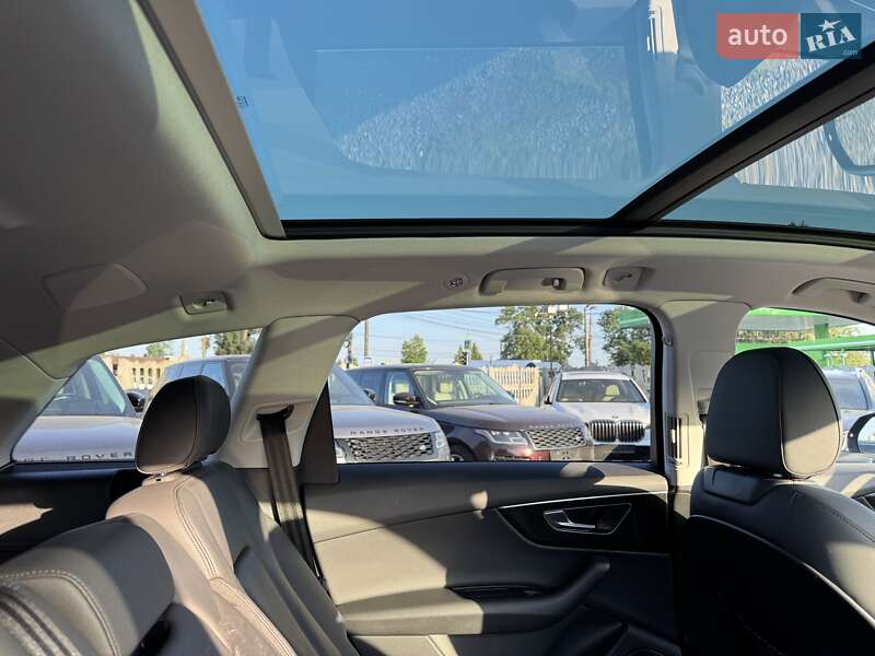 Позашляховик / Кросовер Audi Q7 2022 в Тернополі