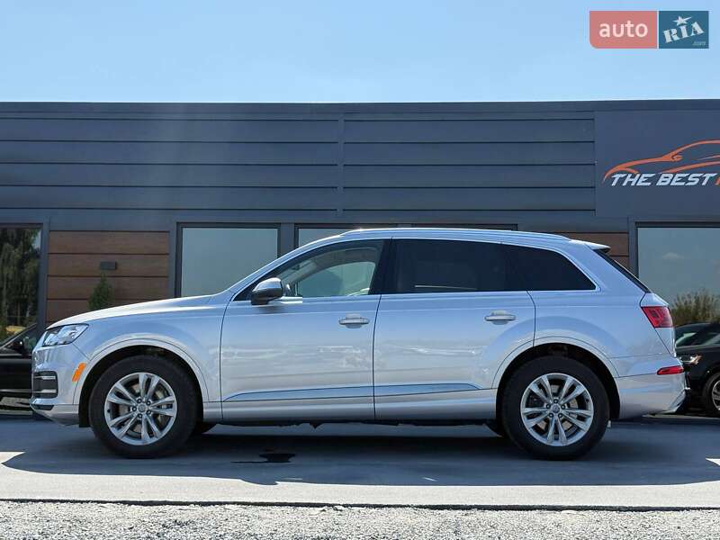 Внедорожник / Кроссовер Audi Q7 2017 в Ровно
