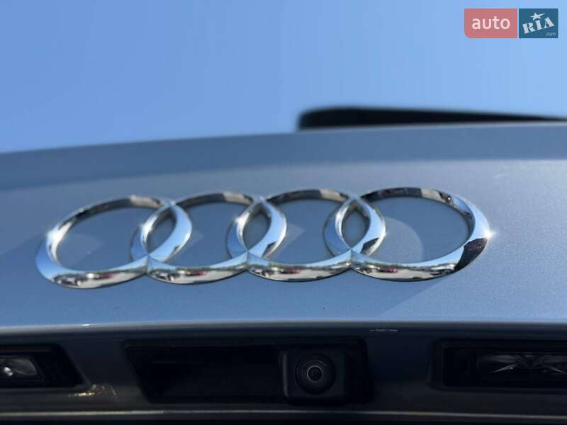Внедорожник / Кроссовер Audi Q7 2017 в Ровно