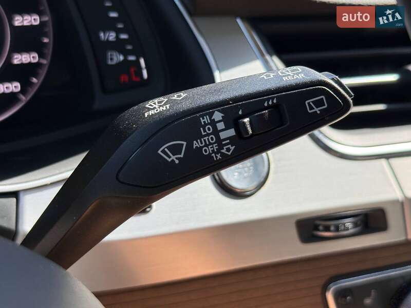 Внедорожник / Кроссовер Audi Q7 2017 в Ровно