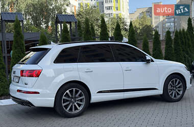 Внедорожник / Кроссовер Audi Q7 2016 в Луцке