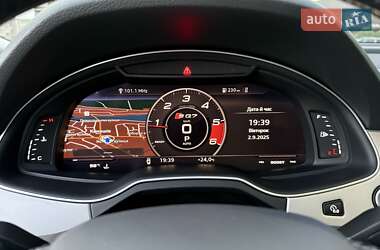 Позашляховик / Кросовер Audi Q7 2019 в 