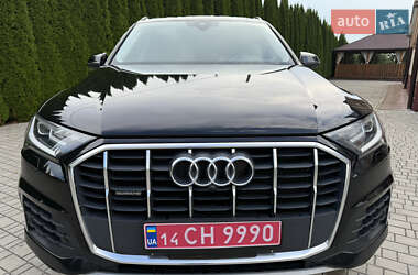 Позашляховик / Кросовер Audi Q7 2020 в 