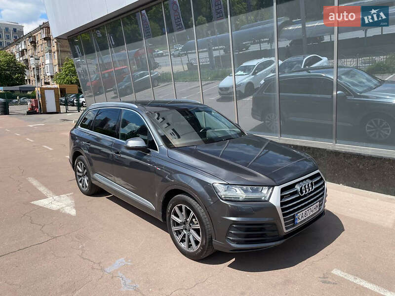 Позашляховик / Кросовер Audi Q7 2018 в Києві