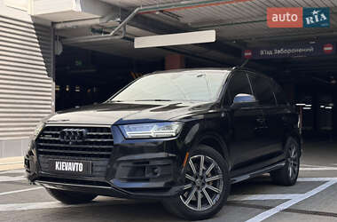 Внедорожник / Кроссовер Audi Q7 2017 в Киеве