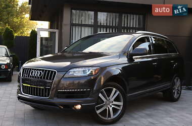 Позашляховик / Кросовер Audi Q7 2015 в  фото 2 Позашляховик / Кросовер Audi Q7 2015 в