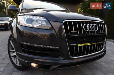 Позашляховик / Кросовер Audi Q7 2015 в  фото 30 Позашляховик / Кросовер Audi Q7 2015 в