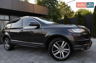 Позашляховик / Кросовер Audi Q7 2015 в  фото 36 Позашляховик / Кросовер Audi Q7 2015 в