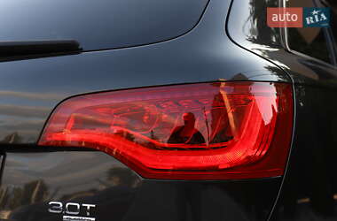 Позашляховик / Кросовер Audi Q7 2015 в  фото 53 Позашляховик / Кросовер Audi Q7 2015 в