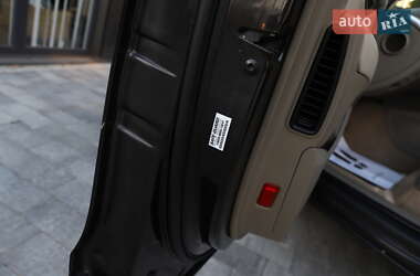 Позашляховик / Кросовер Audi Q7 2015 в  фото 79 Позашляховик / Кросовер Audi Q7 2015 в