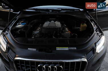 Позашляховик / Кросовер Audi Q7 2015 в  фото 80 Позашляховик / Кросовер Audi Q7 2015 в