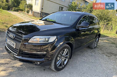 Позашляховик / Кросовер Audi Q7 2007 в 