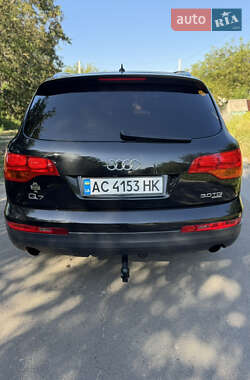 Позашляховик / Кросовер Audi Q7 2007 в 