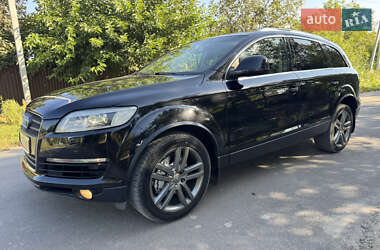 Позашляховик / Кросовер Audi Q7 2007 в 