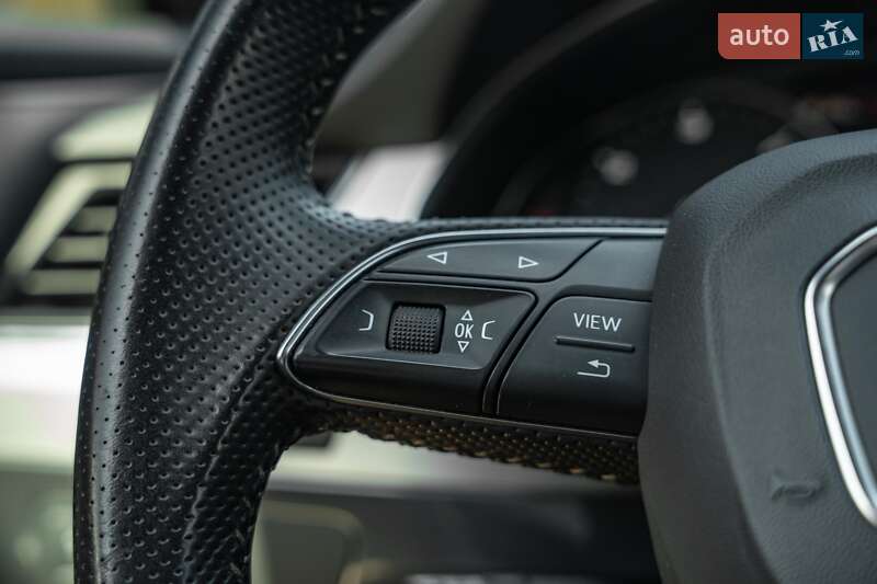 Внедорожник / Кроссовер Audi Q7 2017 в Черновцах