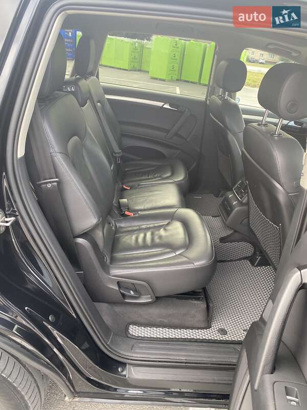 Позашляховик / Кросовер Audi Q7 2013 в Кам'янець-Подільському