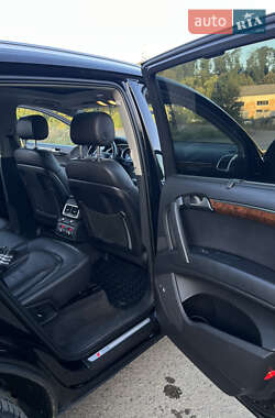 Внедорожник / Кроссовер Audi Q7 2013 в 