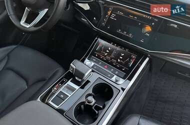 Внедорожник / Кроссовер Audi Q7 2020 в 