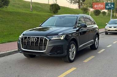 Позашляховик / Кросовер Audi Q7 2020 в Києві