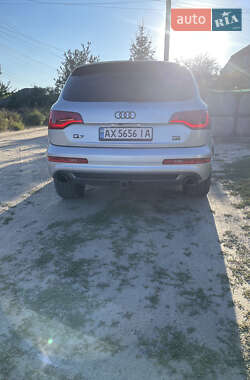 Внедорожник / Кроссовер Audi Q7 2013 в 