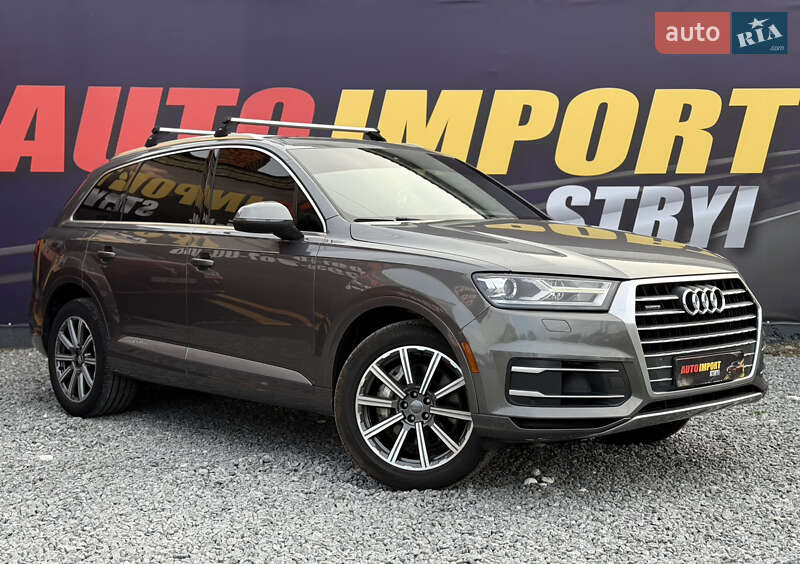 Позашляховик / Кросовер Audi Q7 2017 в Стрию