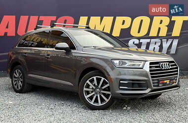 Позашляховик / Кросовер Audi Q7 2017 в 