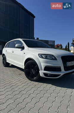 Внедорожник / Кроссовер Audi Q7 2012 в Черновцах