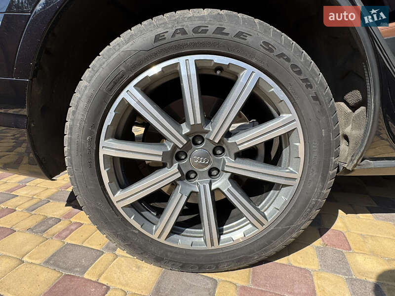 Внедорожник / Кроссовер Audi Q7 2018 в Харькове