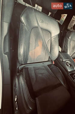 Внедорожник / Кроссовер Audi Q7 2010 в 