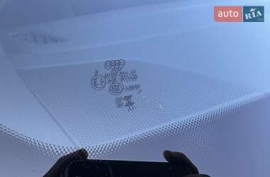 Позашляховик / Кросовер Audi Q7 2022 в 