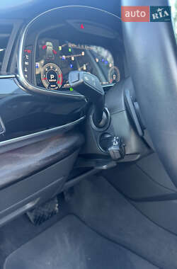 Внедорожник / Кроссовер Audi Q7 2023 в 