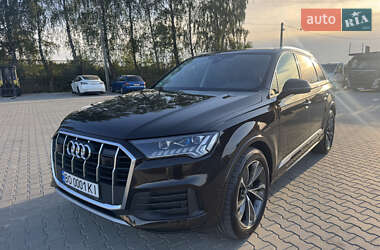Внедорожник / Кроссовер Audi Q7 2023 в 