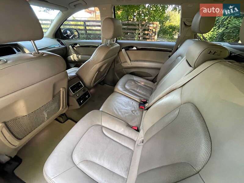 Позашляховик / Кросовер Audi Q7 2010 в Києві фото 19 Позашляховик / Кросовер Audi Q7 2010 в Києві