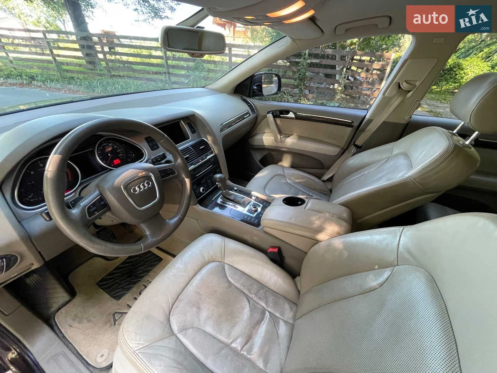 2010 Audi Q7 - мініатюра 26